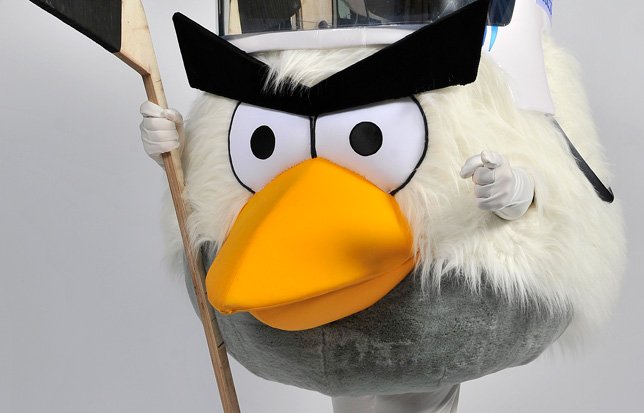 Hockeybird_studio_007_644x413.jpg