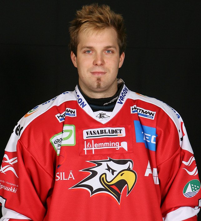 Sportin Jussi Tapio voitti Mestiksen runkosarjan pistepörssin. Tapio_Jussi_Sport_644px.jpg