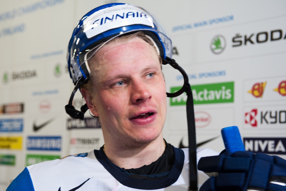 Leijona-kapteeni Lasse Kukkonen toisen erän jälkeen: 