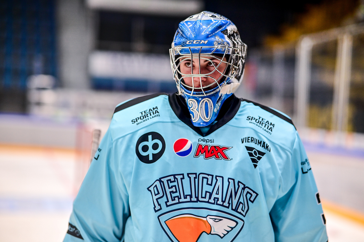 Frantisek Poletin urakoi torjuntoja lauantain nollapelissään. (Kuva: Jussi Määttä)