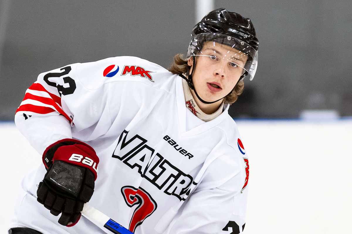 Eero Aliranta laukoi JYPin voittomaalin jatkoajalla K-Espoota vastaan. (Kuva: Riku Laukkanen)