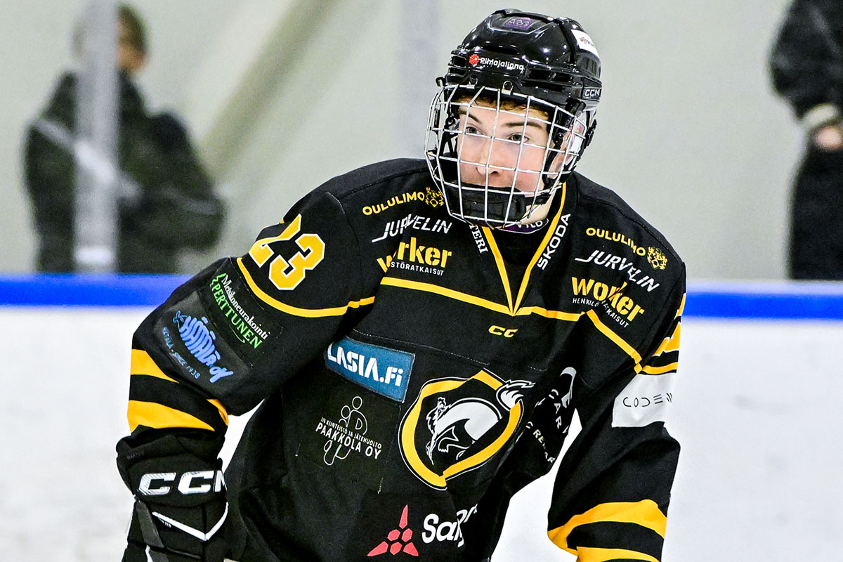 Niklas Helppi ratkaisi maalillaan Kärppien toisen voiton KalPaa vastaan. (Kuva: Jussi Määttä)