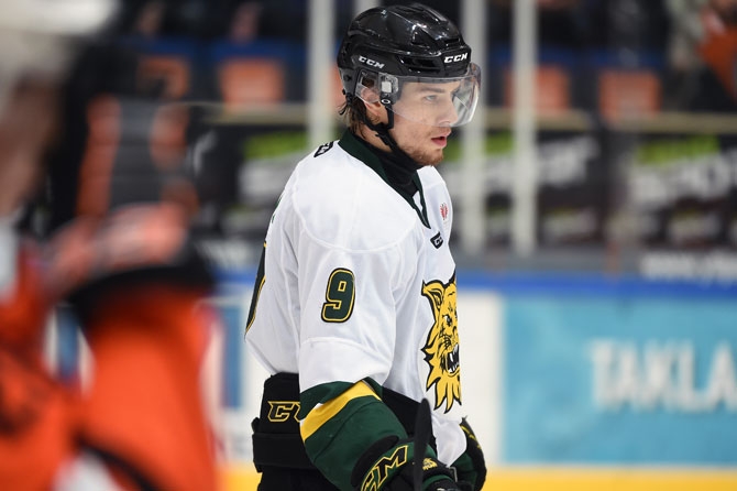 Olli Vainio teki maanantaina Ilvekselle finaalipaikan arvoisen maalin.