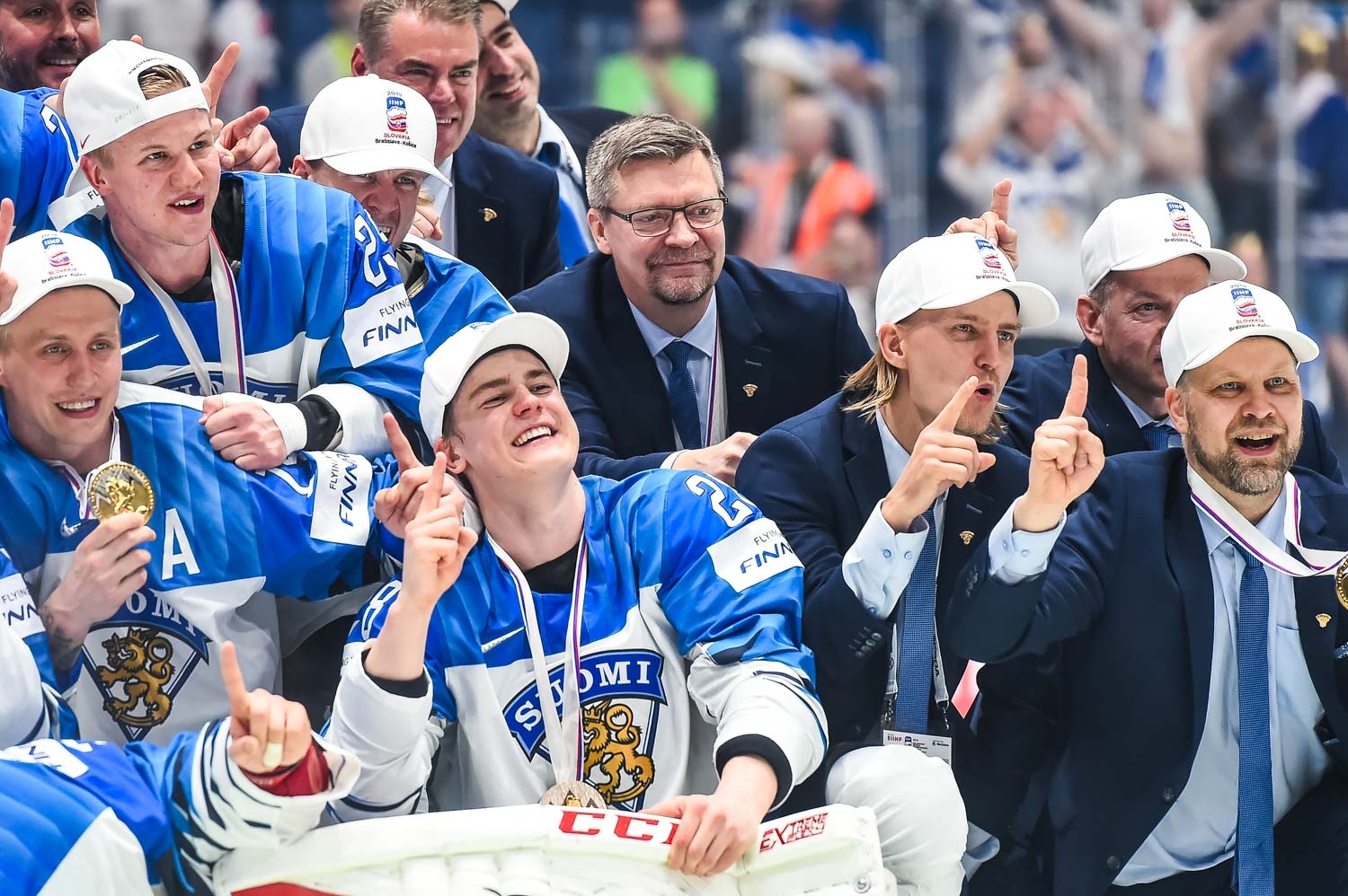 Kiitos Jukka! Jalosen ura Leijonien päävalmentajana on vailla vertaa – Katso kuvat mitalihetkistä