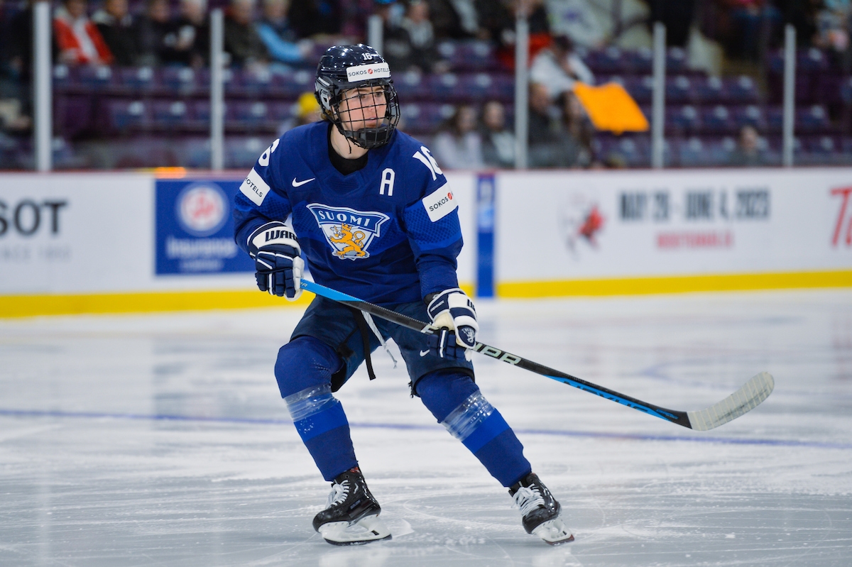 Naisleijonat: Naisten MM-kisojen All Stars -joukkueeseen valittu Petra Nieminen: "Ensi vuonna pääsemme näyttämään"