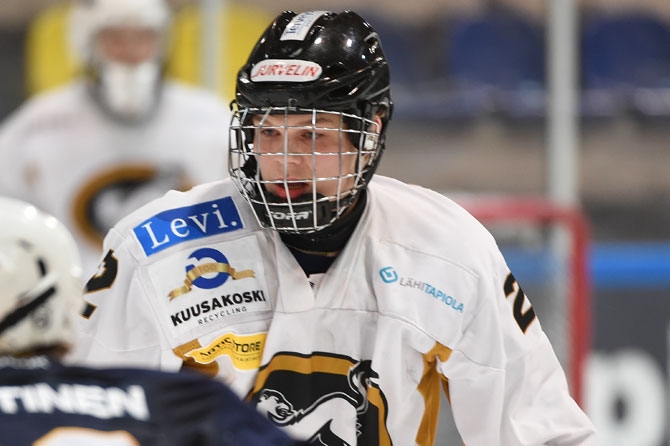CSM: Kärpät aloitti vahvasti finaalisarjan - Aatu Luusuaniemellä neljän pisteen päivä