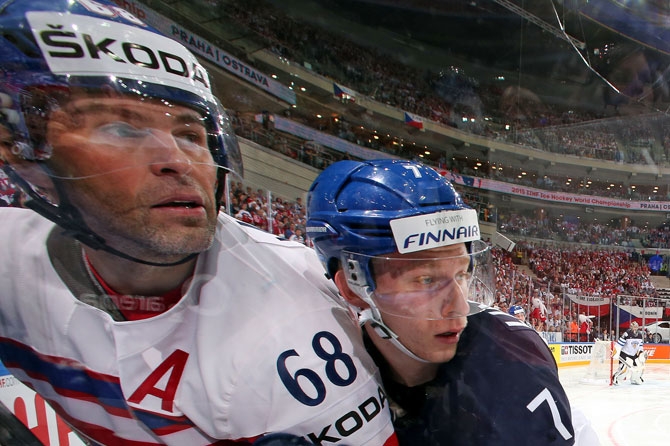 Jaromir Jagr ja Esa Lindell väänsivät torstain puolivälierässä.