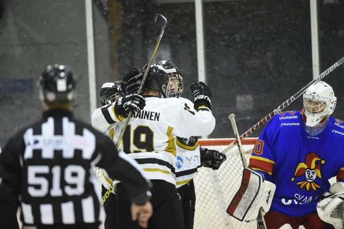 Kärpät kukisti runkosarjan päätöspelissään sunnuntaina Jokerit.
