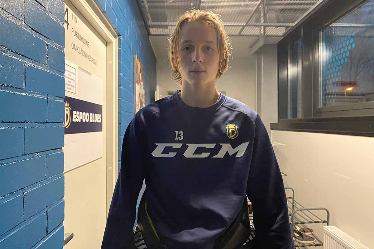 Blues Akatemia tylsytti Jukurit – Maalivahti Joonas Kiiskinen: ”Haluttiin voittaa”