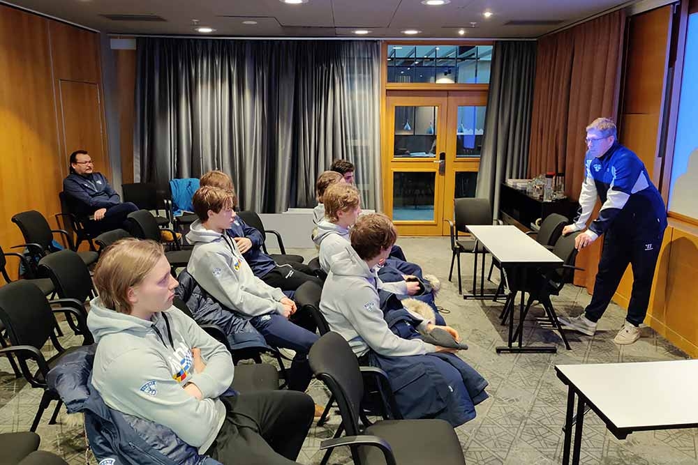 U16 valmistautuu turnauksensa avausotteluun – Venäjän kimppuun perjantaina kello 17 – Päivitetty kokoonpano!
