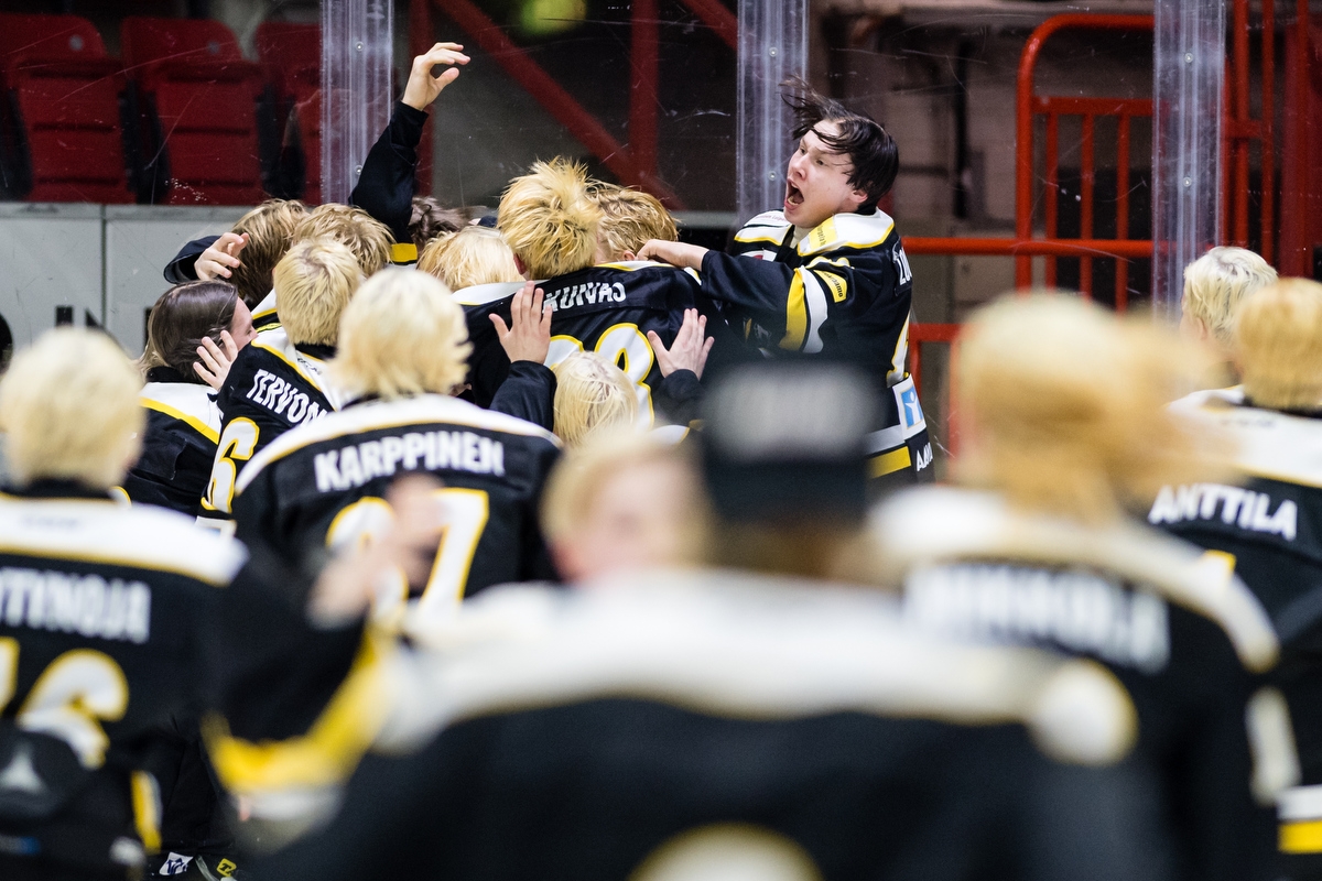 Maalikooste C-nuorten finaaliottelusta – Kärpät iski mestaruusmaalin jatkoerässä