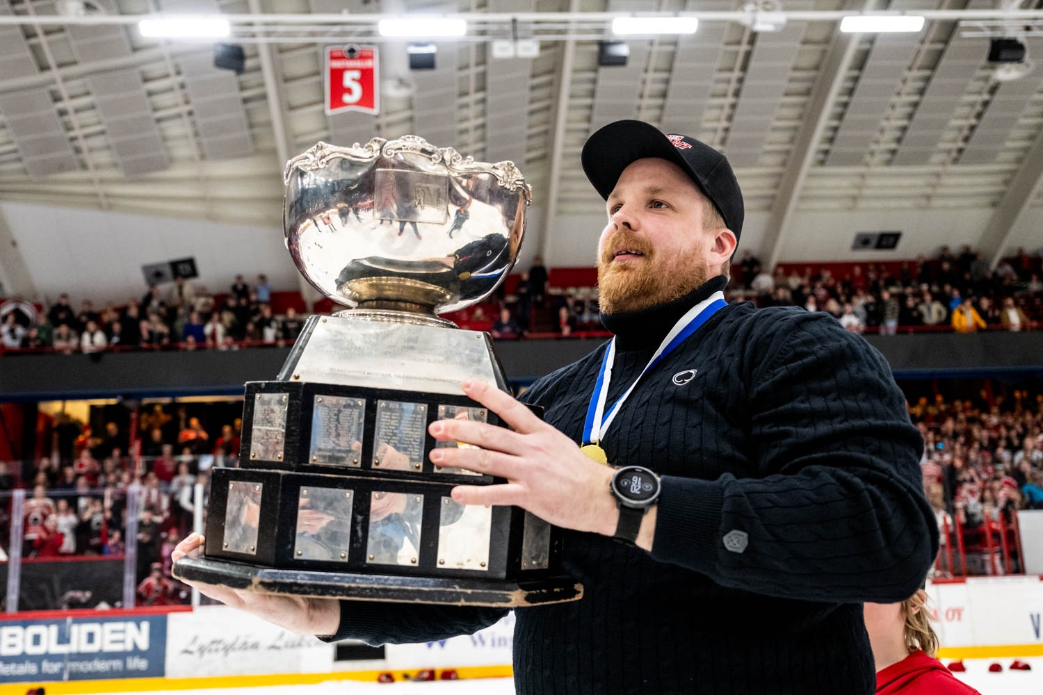 Ässien vastuuvalmentaja Samuli Marjeta.