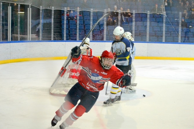 Final Four // HIFK ratkaisi C-nuorten SM-kullan sekunti ennen loppua - ”Katsoin kelloa”