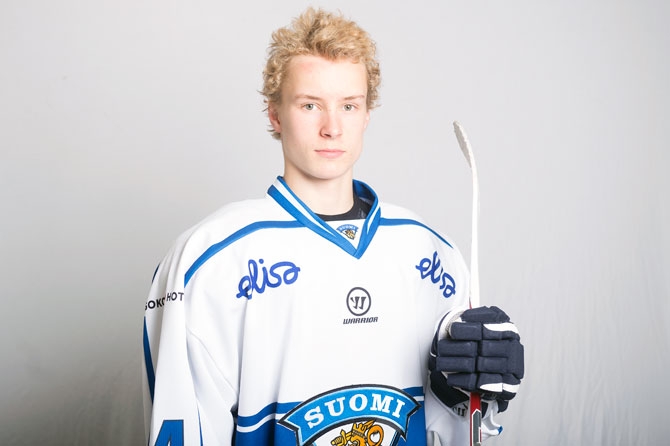 Antti Saarela johtaa U16:n 2-linjaa