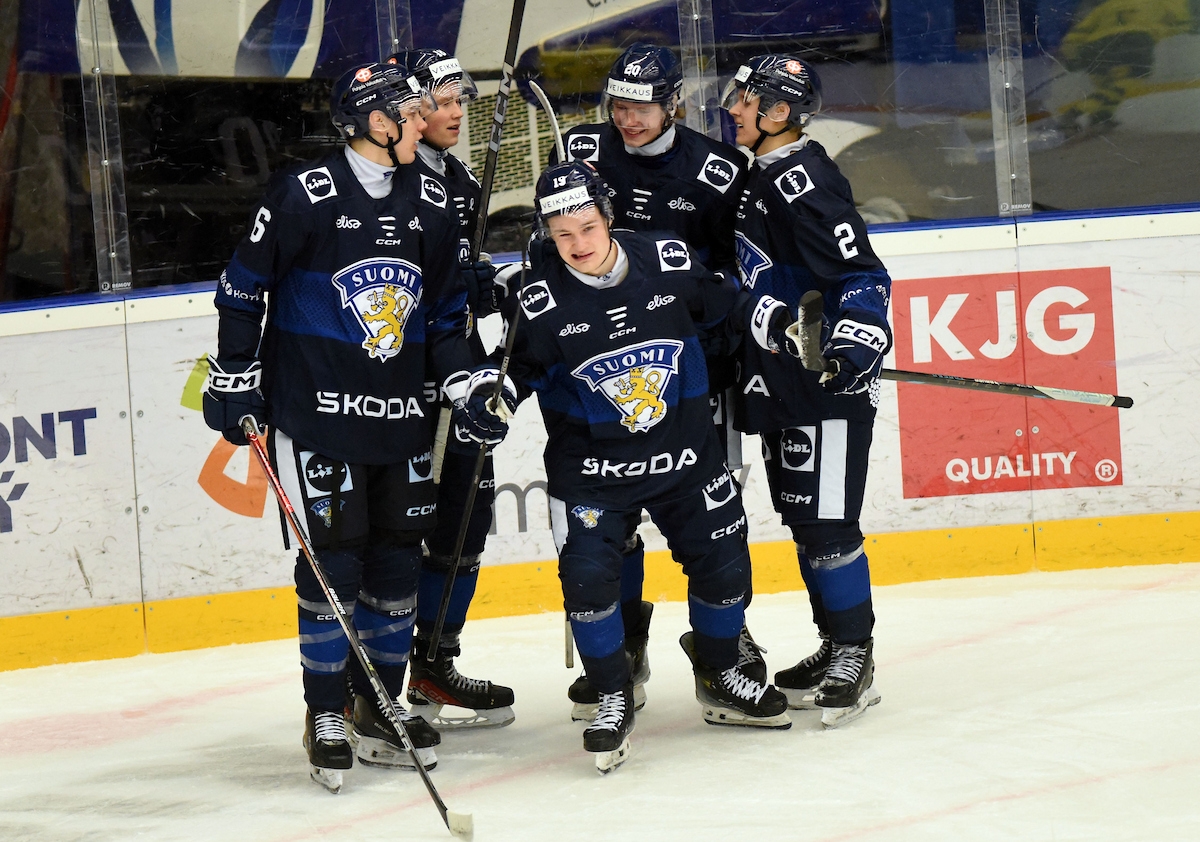 Nuoret Leijonat päättää turnauksen Saksa-otteluun, kiekko jäähän klo 13.30 - Suomen kentälliset