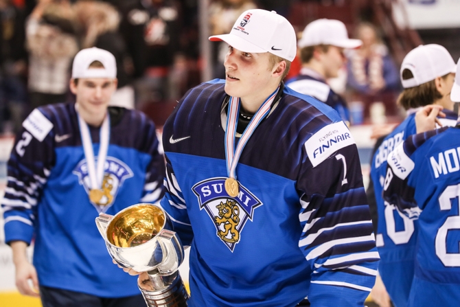 Ukko-Pekka Luukkonen nuorten MM-kisojen All Star -kentän maalivahti