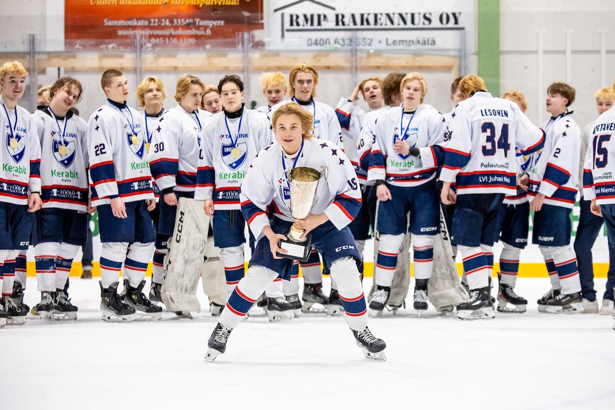 Maalikooste: HIFK juhlii U16 SM-sarjan mestaruutta!