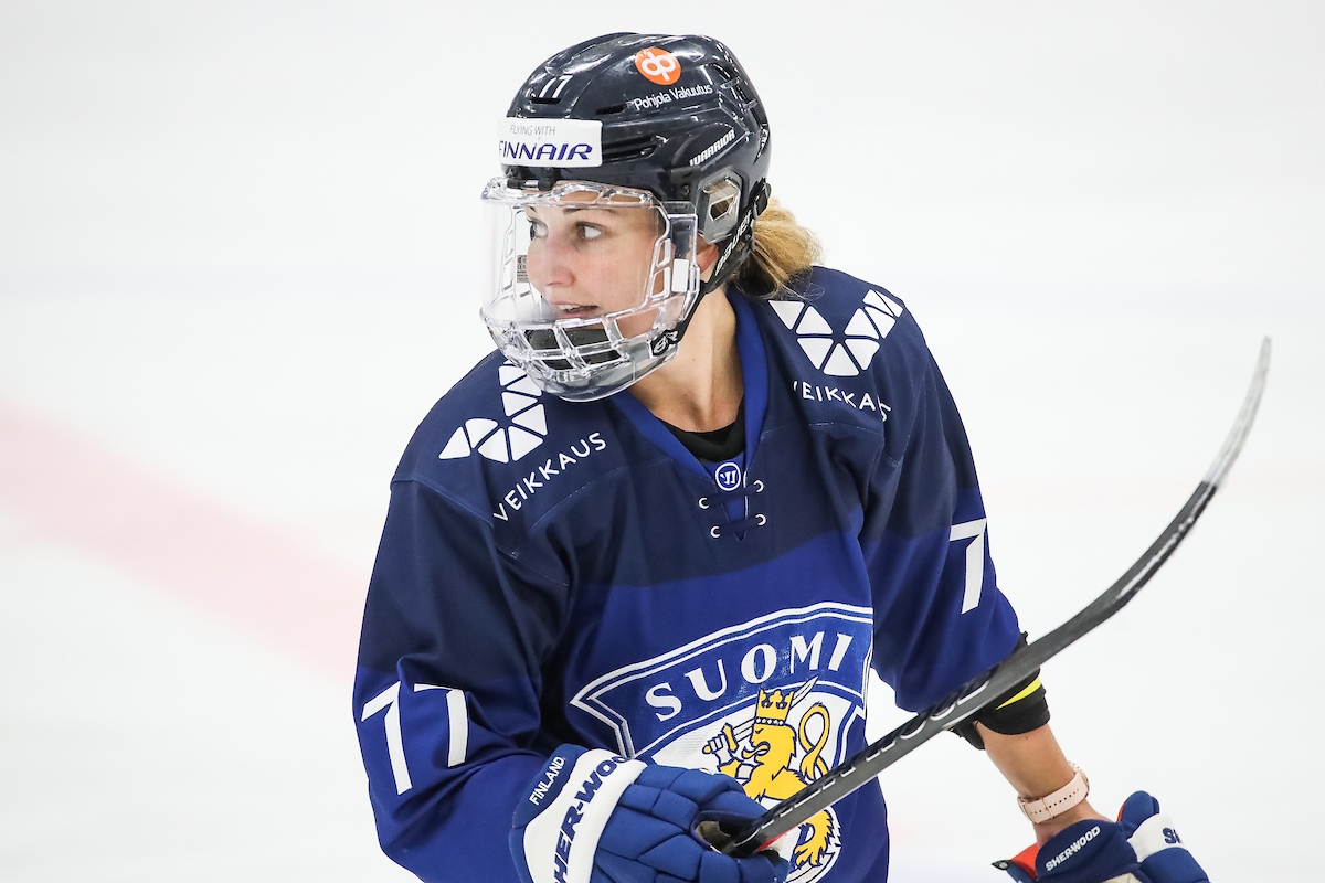 Naisleijonien hyökkääjä Susanna Tapani: ”Luottavaisin mielin kohti kisoja”
