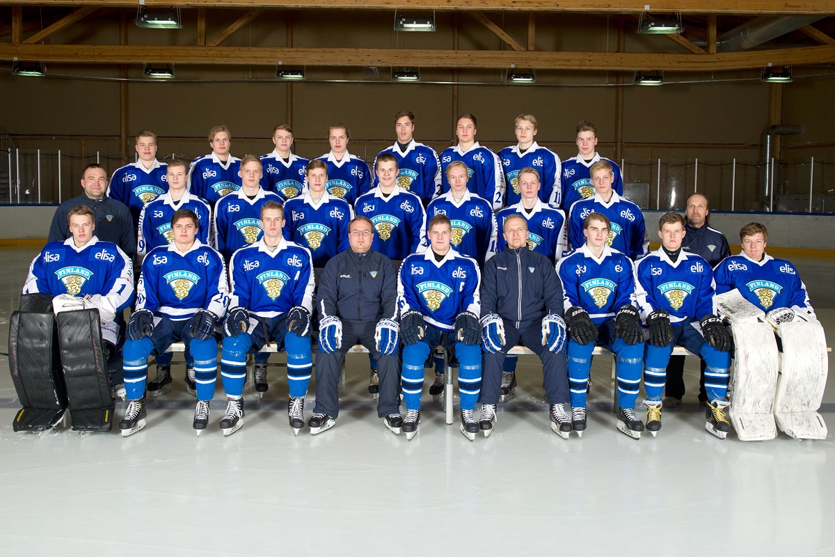 U17: Tällä kokoonpanolla perjantaina käynnistyvään kotiturnaukseen - Joukkuekuva!