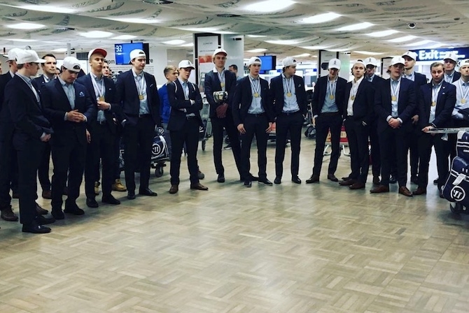 Tätä et nähnyt TV-lähetyksissä - Puheenjohtajan kiitospuhe matkatavara-aulassa!