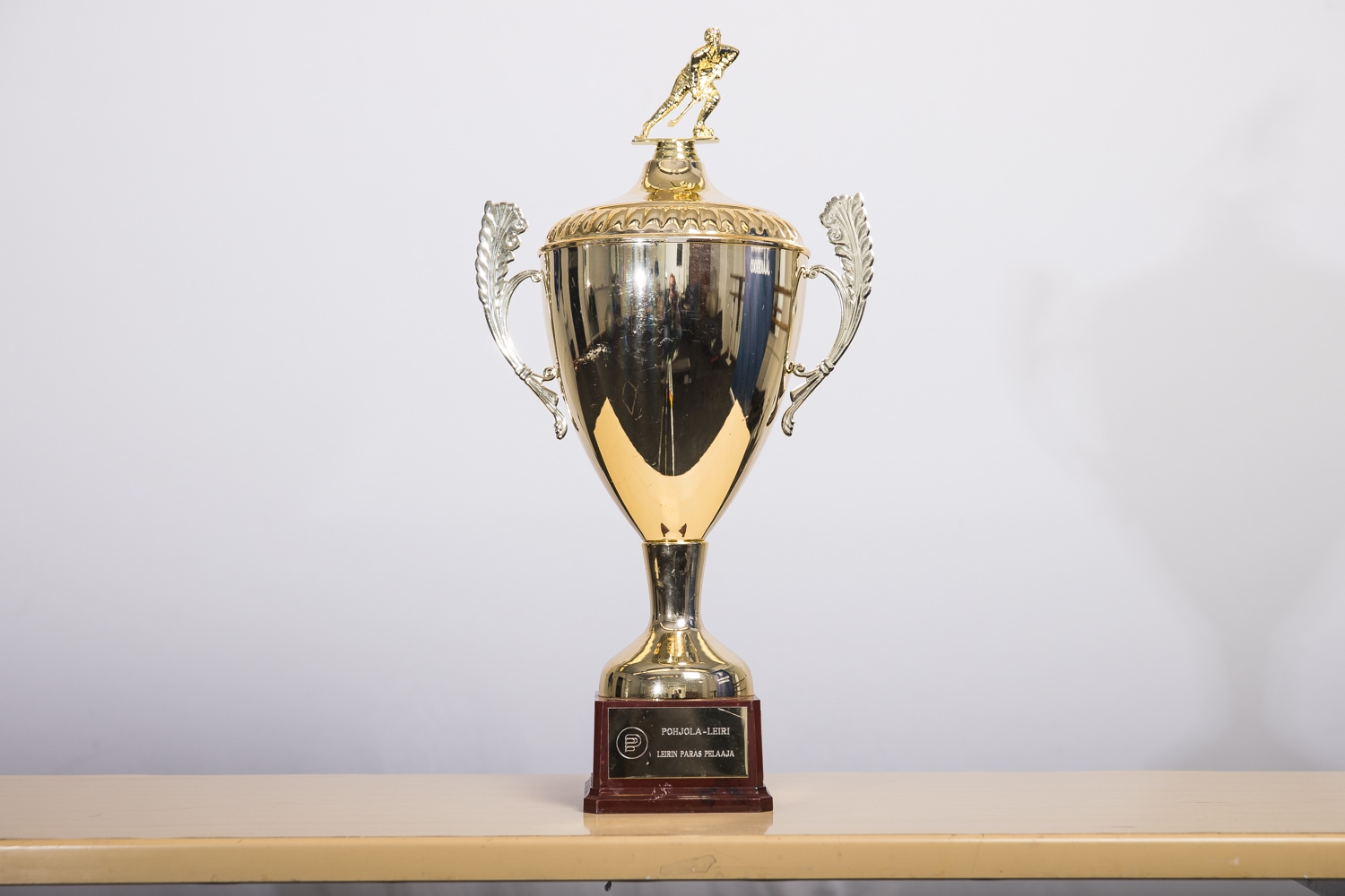 Kuka voittaa leirin parhaan pelaajan palkinnon?