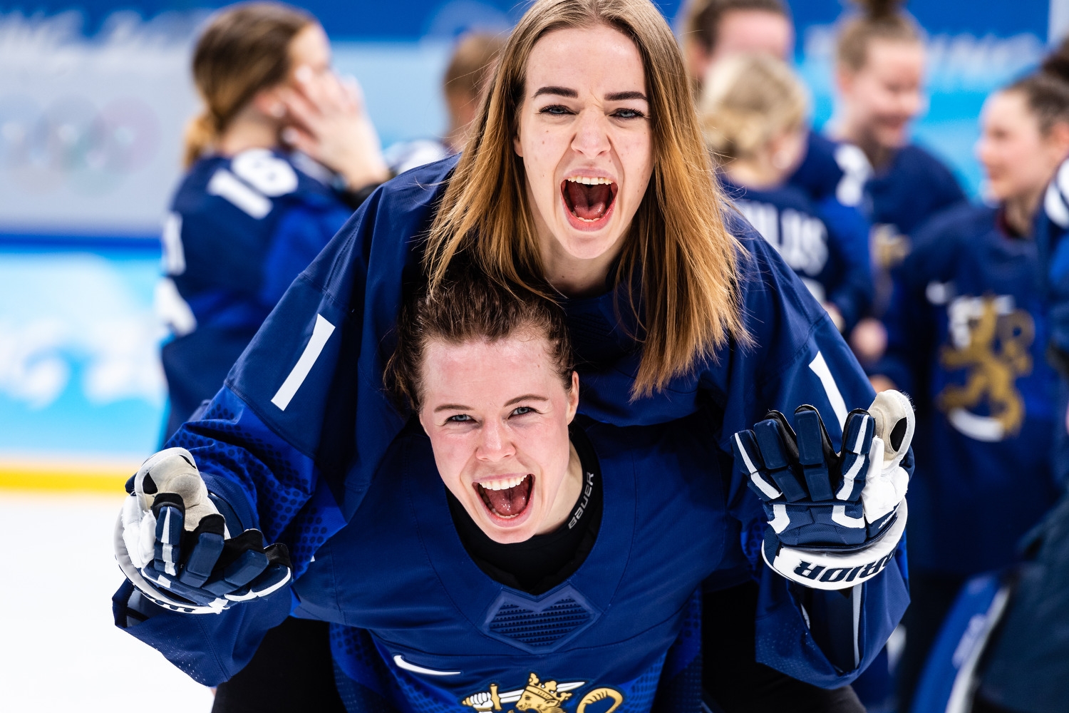 Pronssiottelun loppusummeri... ja mitä sen jälkeen tapahtui! Kuvagalleria