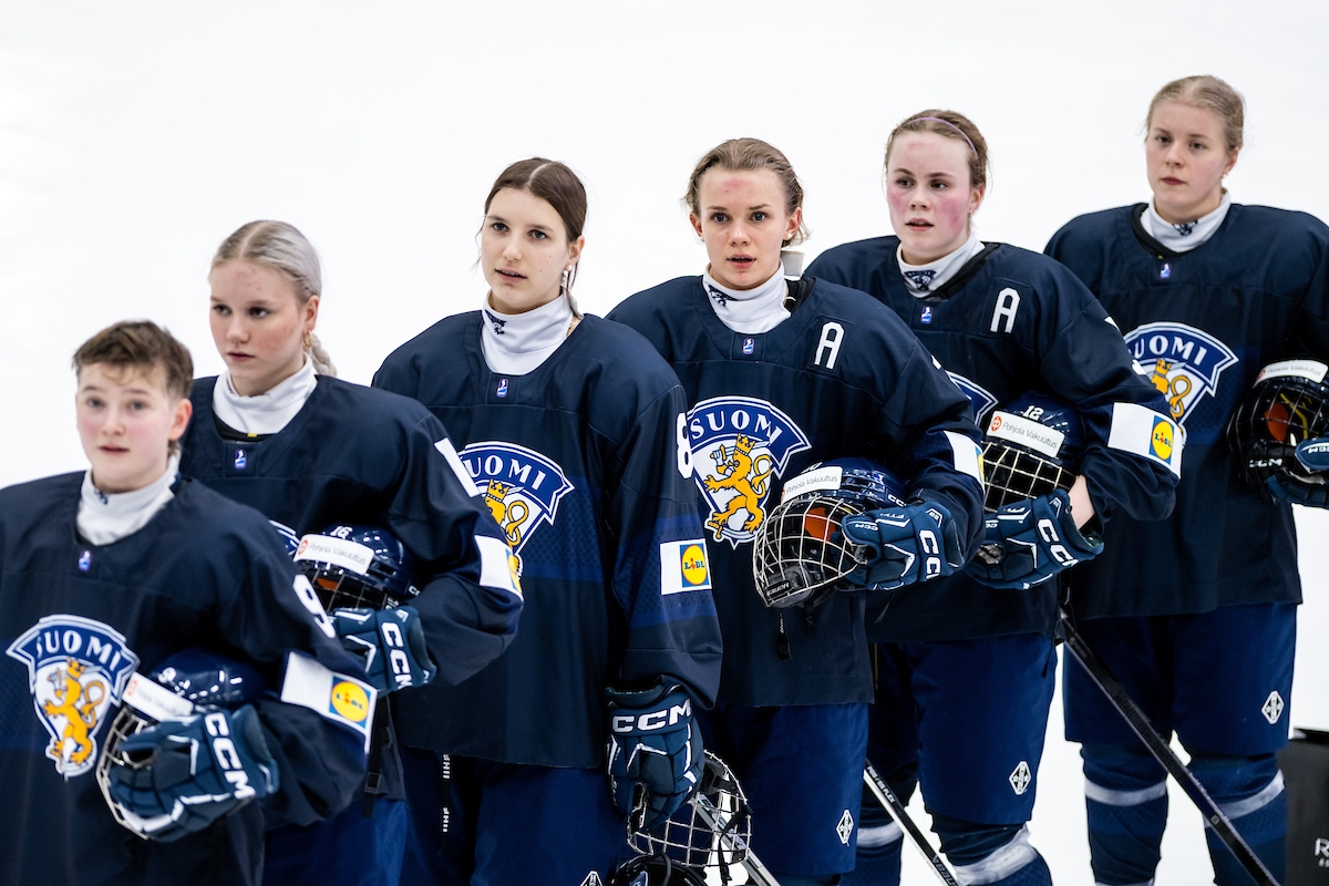 Tyttöleijonat pelaa Tshekkiä vastaan MM-kisojen puolivälierässä.