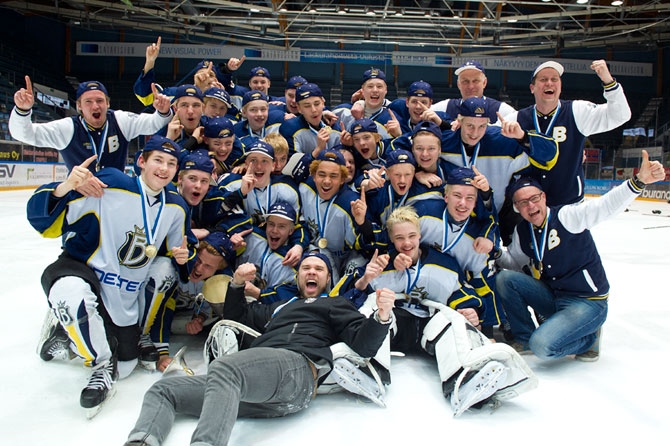 Blues juhlii C-nuorten Suomen mestaruutta