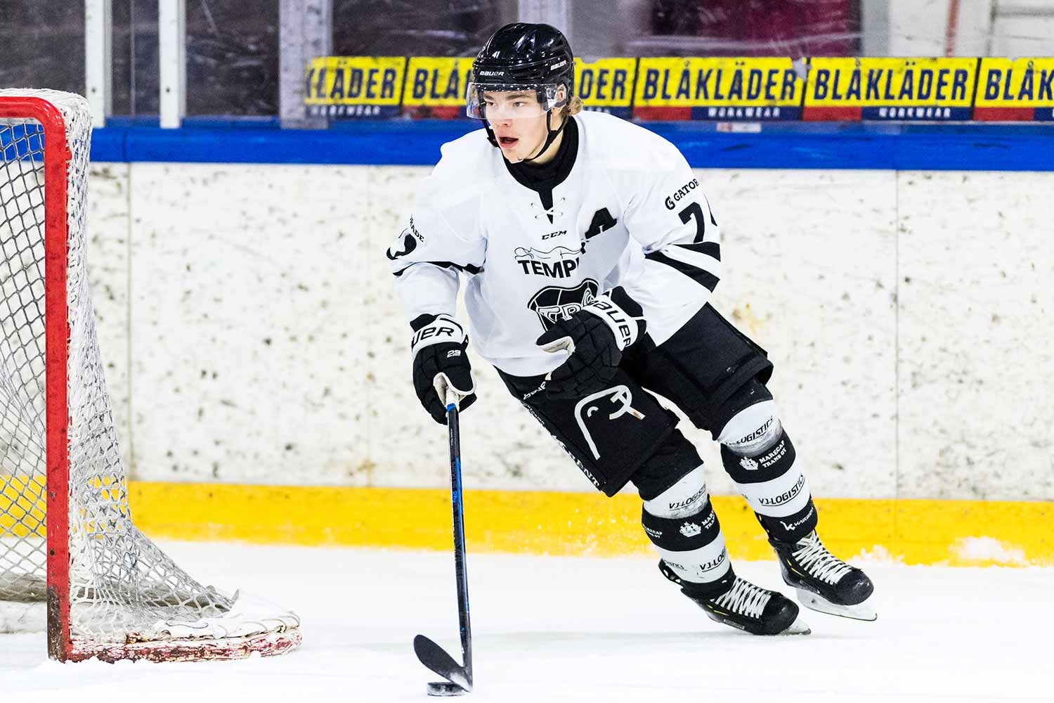 Aarne Intonen teki TPS:lle kaksi maalia.