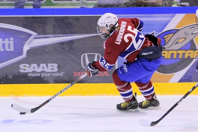 Juho Luukkosen tyylinäyte vuodelta 2010 C-nuorten SM-sarjan karsinnoista.