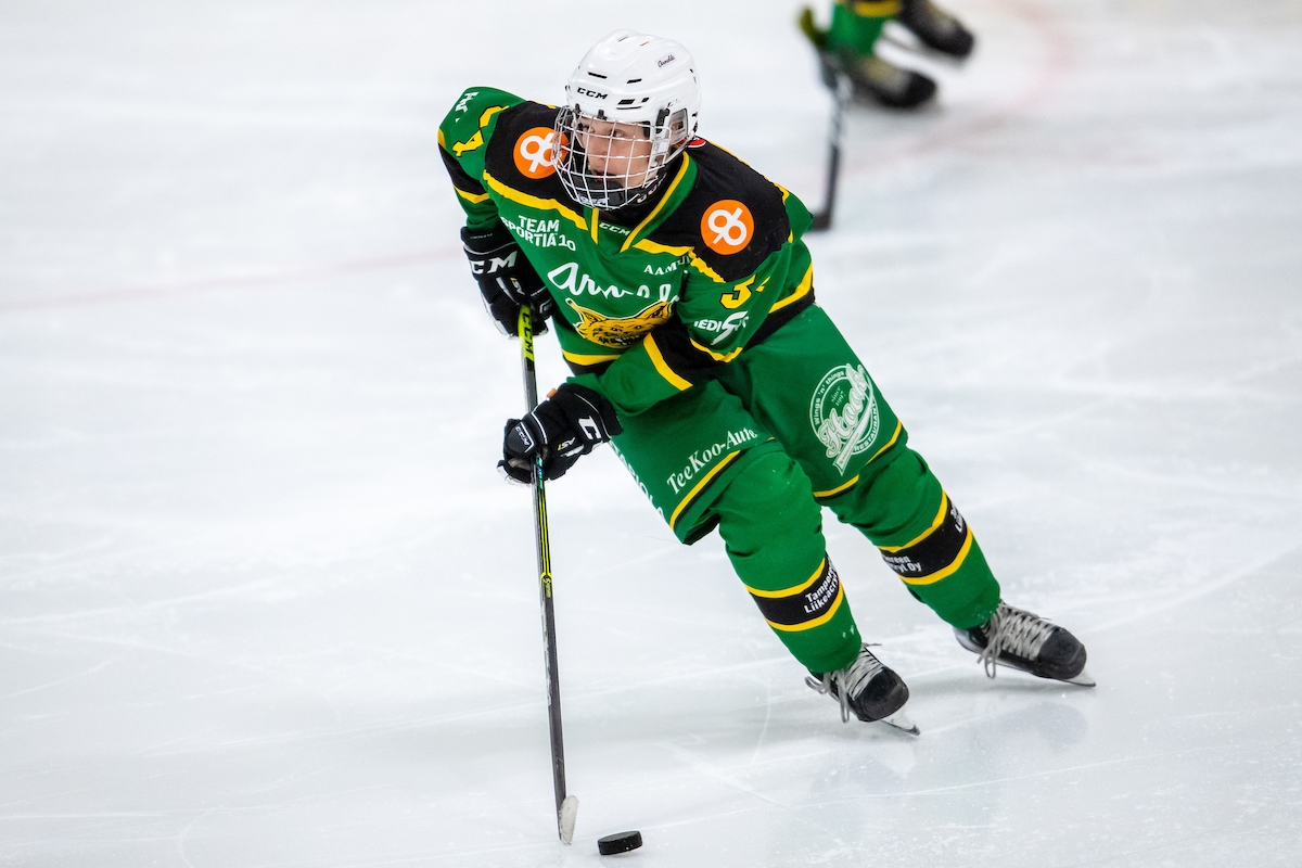 U16 SM: Tappara ja KalPa kärkijoukkueina – Ilves-sentteri viikonlopun kovin pistenikkari