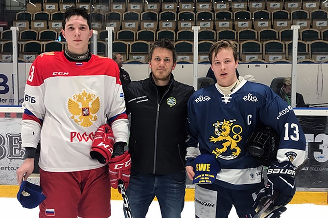 U16 aloitti turnauksensa hyvällä peliesityksellä - Venäjä silti niukasti parempi