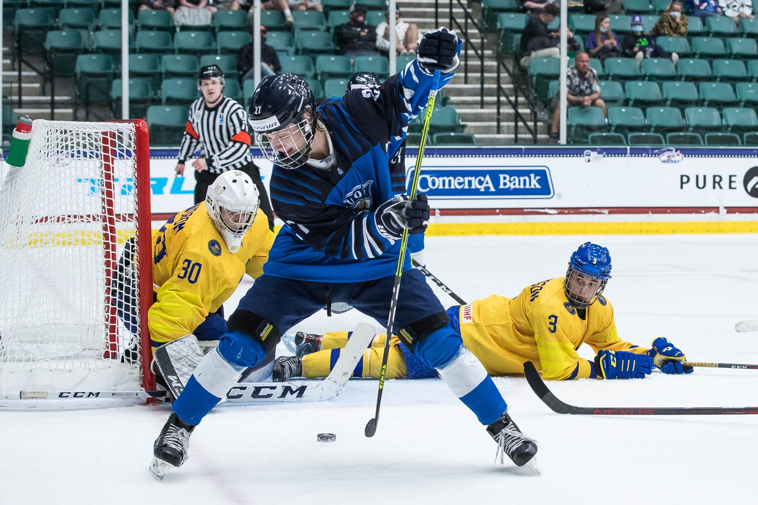 Kuvagalleria: Pikkuleijonien MM-turnaus päättyi tappioon pronssiottelussa