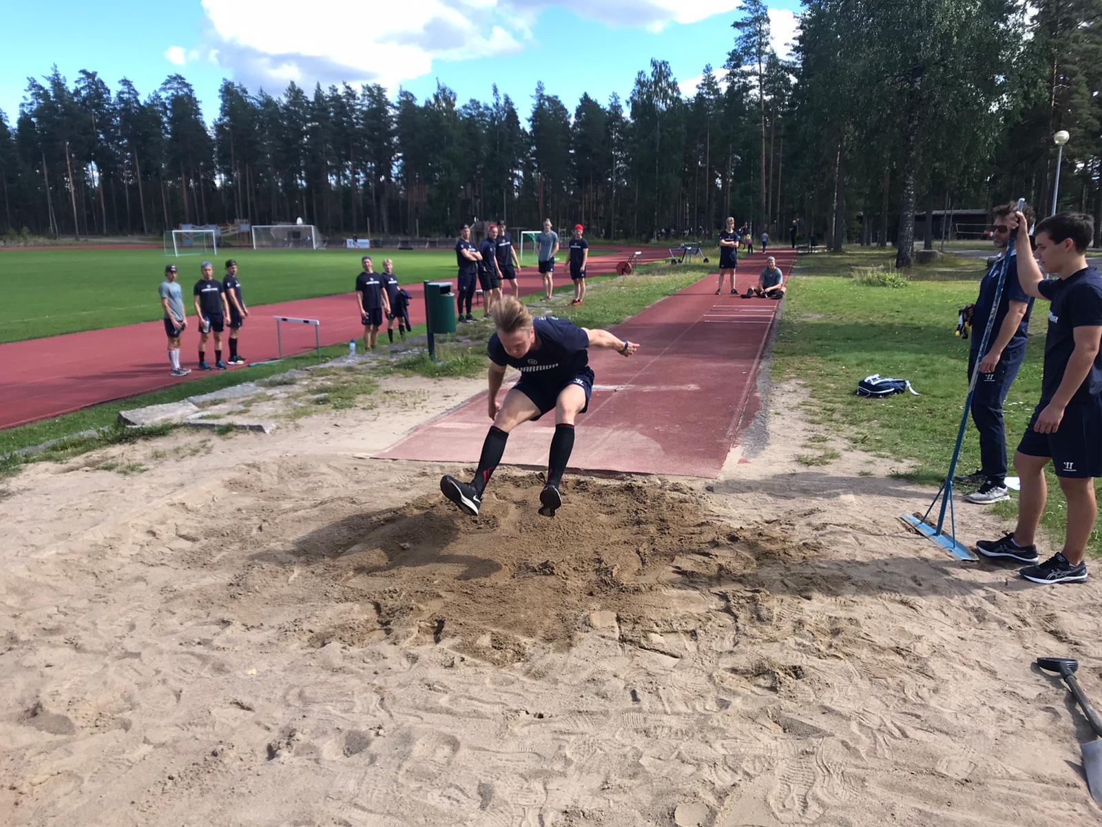 Pitkillä loikilla kohti alkavaa kautta!