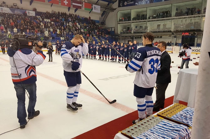 Kaksi suomalaista poikien MM-kisojen tähtikenttään - Tältä näyttää All Stars!