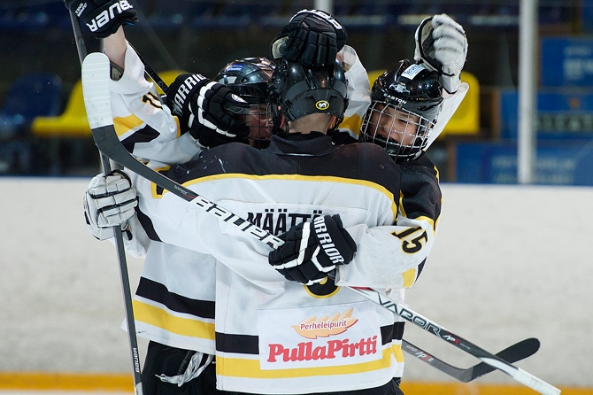 CSM: Maalijuhlat jatkuivat - Kärpät otti avausvoittonsa finaalisarjassa