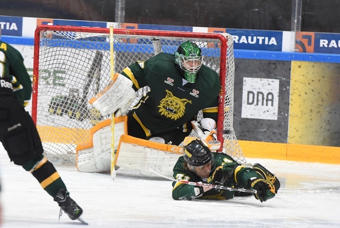 Nico Vikstén otti muutaman todella tärkeän torjunnan pudotuspeleissä.