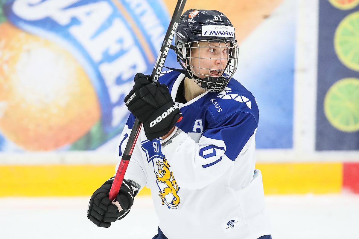 Naisleijonien hyökkääjä Tanja Niskanen: ”Kauteni on ollut nousujohteinen”