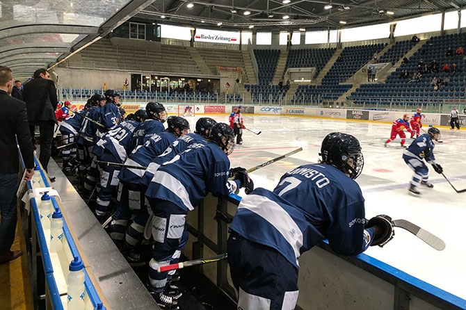 Näillä kentällisillä U17 lähti maanantain Venäjä-peliin