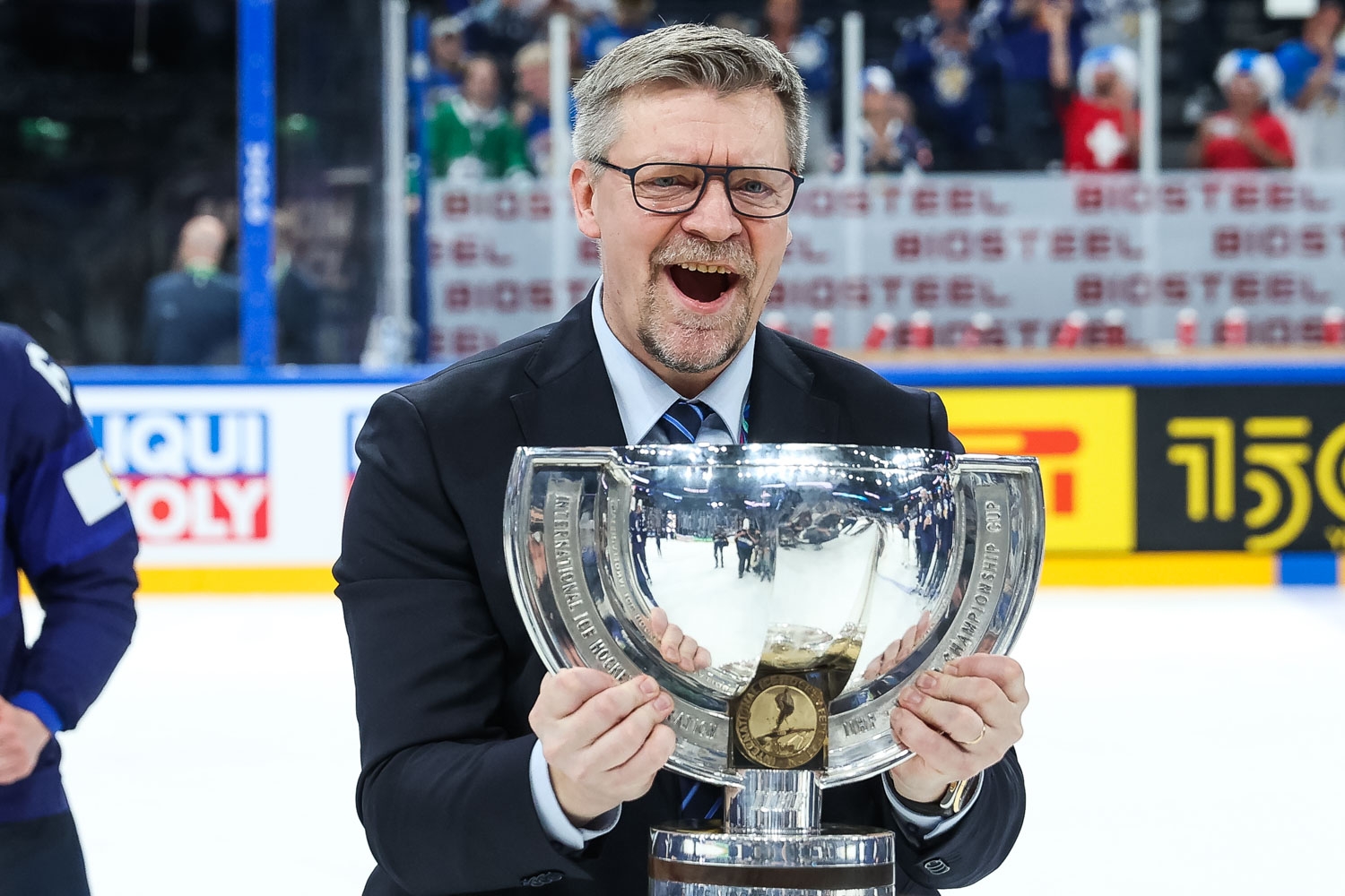 Yli 3 miljoonaa suomalaista seurasi MM-finaalia – Historiallinen MM-kulta toi suomalaiset ennätyksellisellä tavalla tv:n äärelle