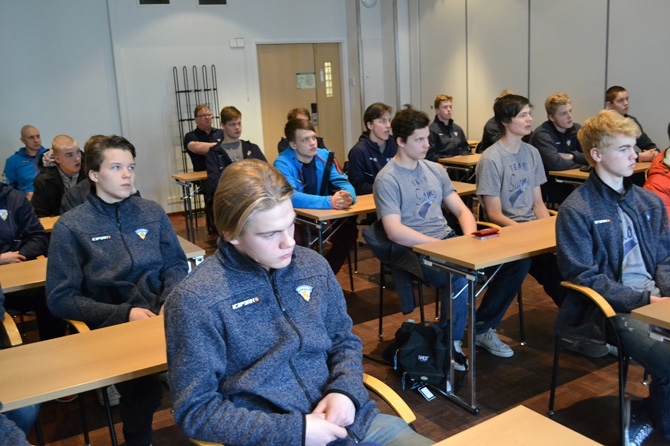 U16: "Kaikki pelissä!" - Tässä Ruotsin-turnauksen isot teemat!