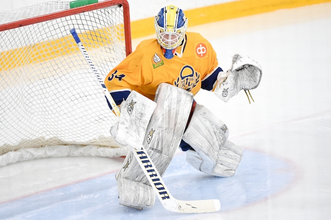 Lukon maalivahti Lassi Lehtinen teki HPK:ta vastaan kolmannessa välieräkamppailussa 46 torjuntaa.