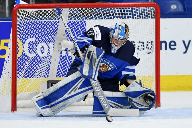 Naisleijonat vakuuttavasti välieriin - Suomi-Ruotsi -pelin otteluraportti