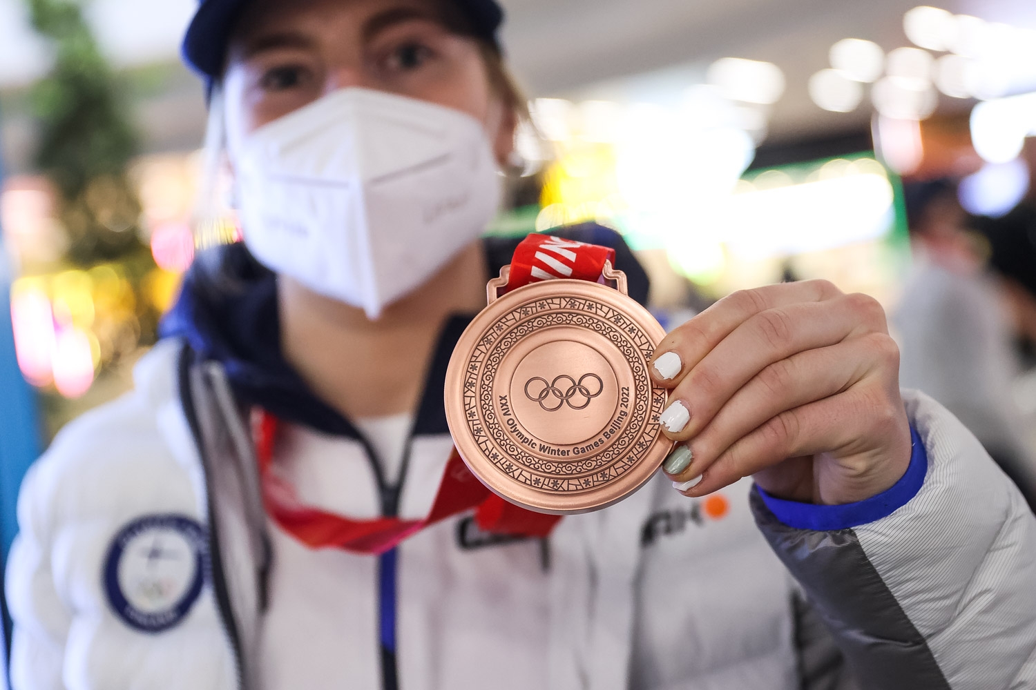 Naisleijonien olympiajoukkue palasi kotiin – Kuvia lentokentältä