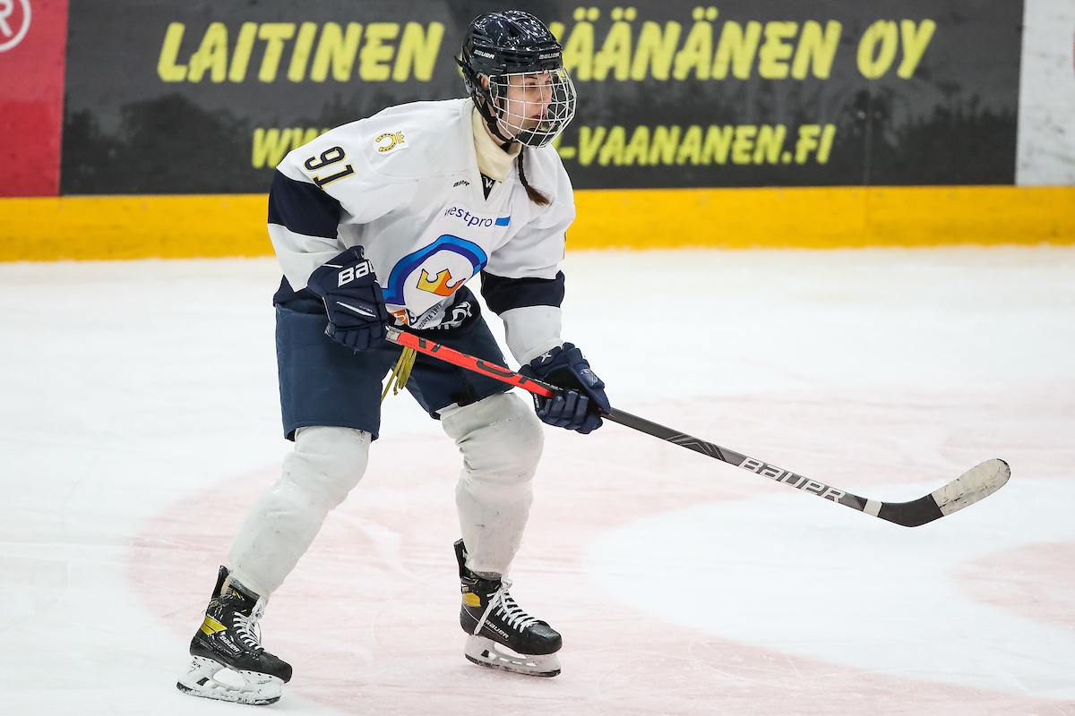 Suomen mestaruutta juhlinut Emmi Rakkolainen haluaa jatkaa kauttaan toukokuun MM-kisoissa