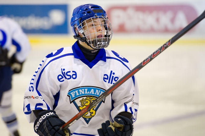 Tämä maalikooste kannattaa katsoa - U17 iskee kuusi kiekkoa Ruotsin verkkoon!