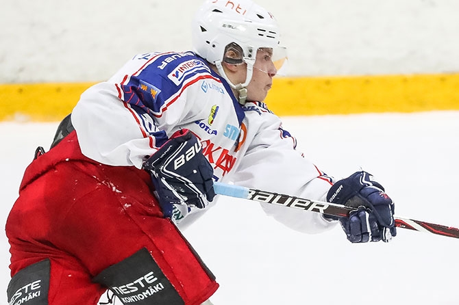 Hokin Tommi Klemetti merkkautti tiistaina tehot 1+3.