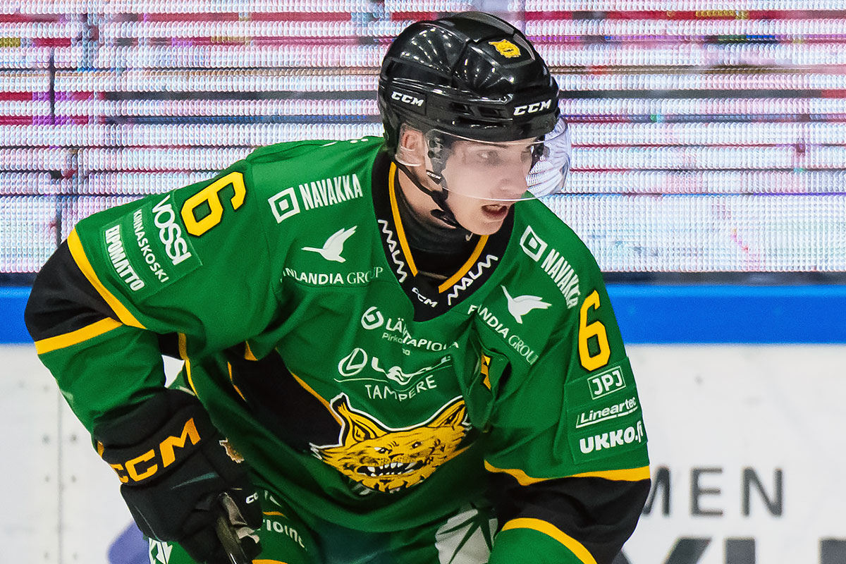 Otto Kuitunen iski kärkiottelun voittomaalin. (Kuva: Mika Kylmäniemi)