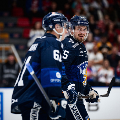 Leijonille viiden maalin päiväpuhde, Sveitsi nurin 5–3 - Katso maalikooste 