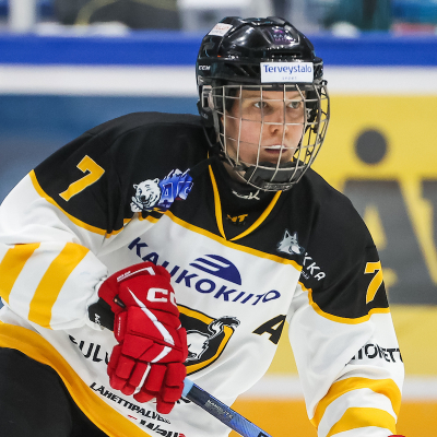 HIFK:lla yhä sauma runkosarjakakkoseksi – Kärppien Wäänänen kuritti RoKia 